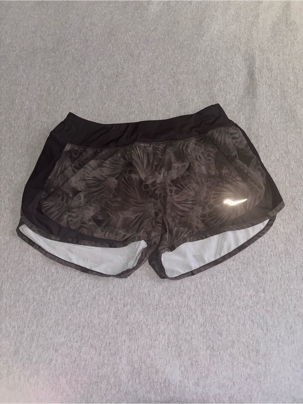 Saucony Black Floral-Pattern Athletic Shorts